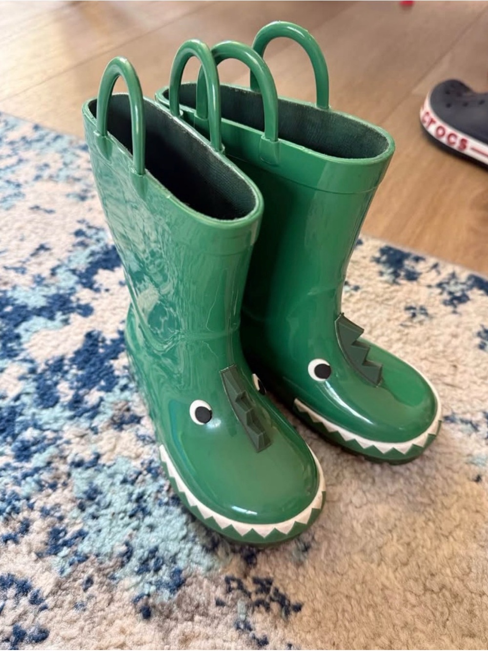 Old Navy Kids Green Dino Rain Boots - Cute Waterproof Wellies